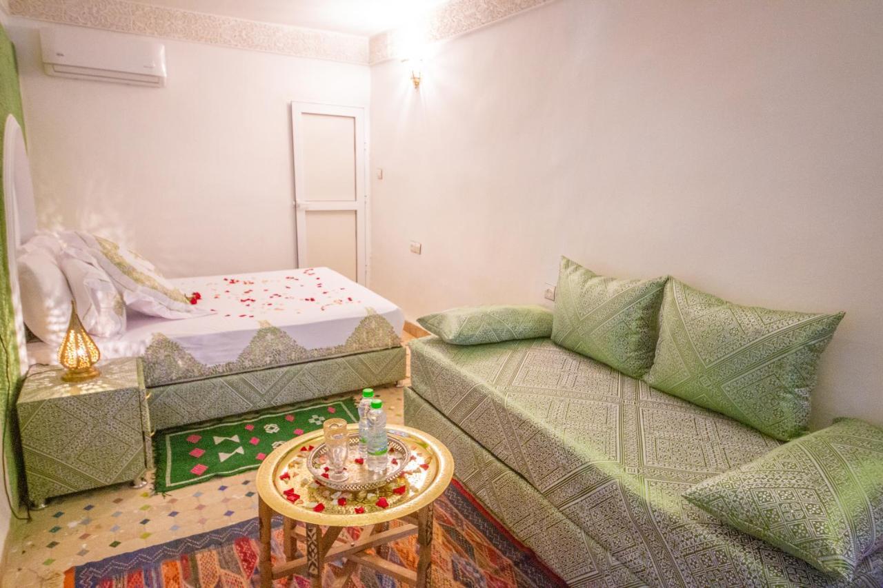 Riad Rayhana เฟส ภายนอก รูปภาพ