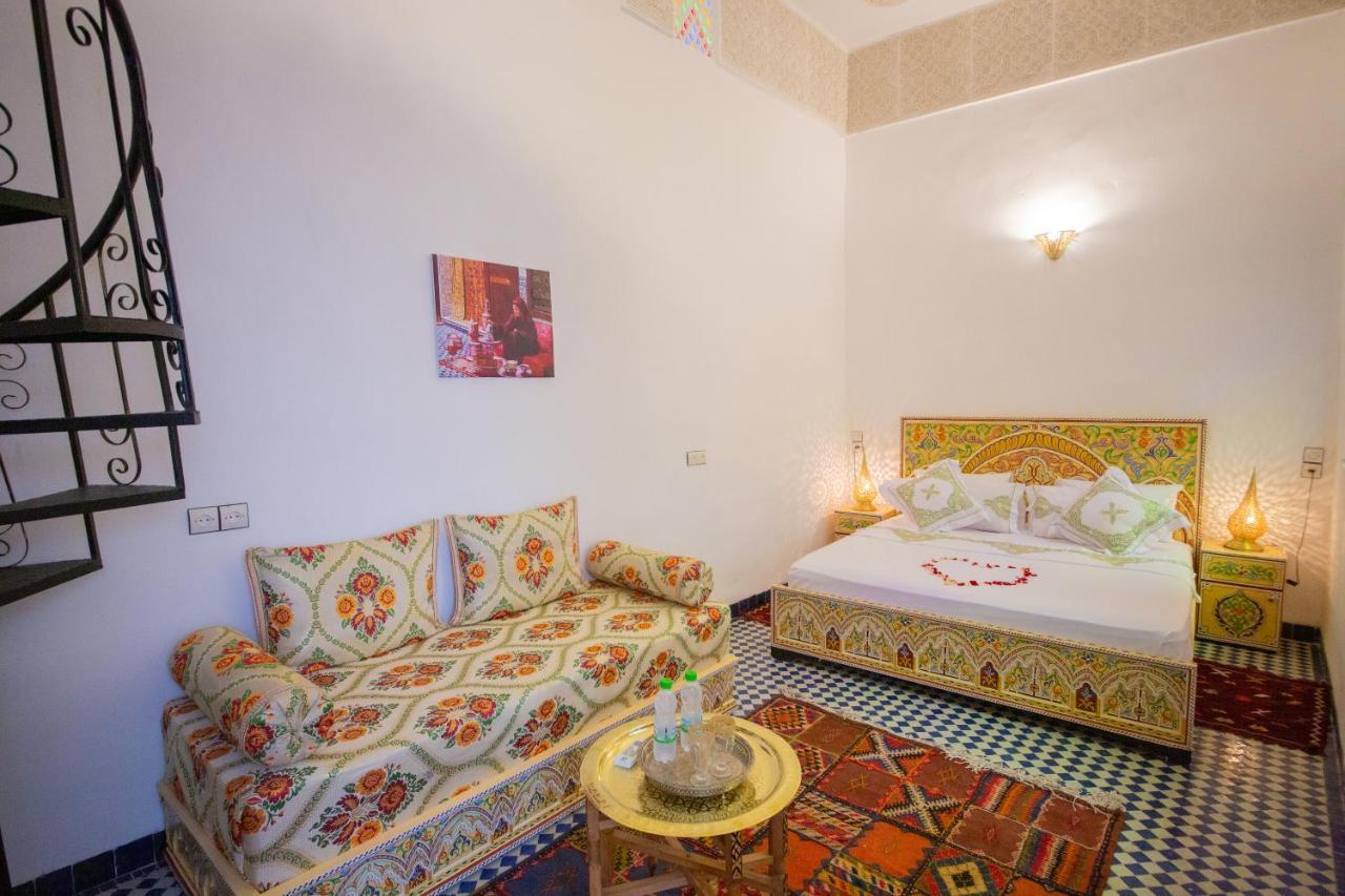 Riad Rayhana เฟส ภายนอก รูปภาพ