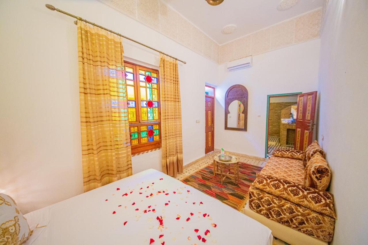 Riad Rayhana เฟส ภายนอก รูปภาพ